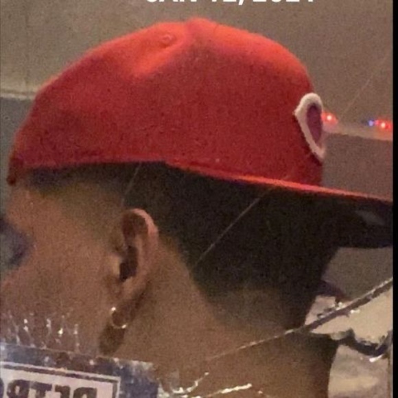 Meet your Posher, Nicolas - Picture 1 of 1